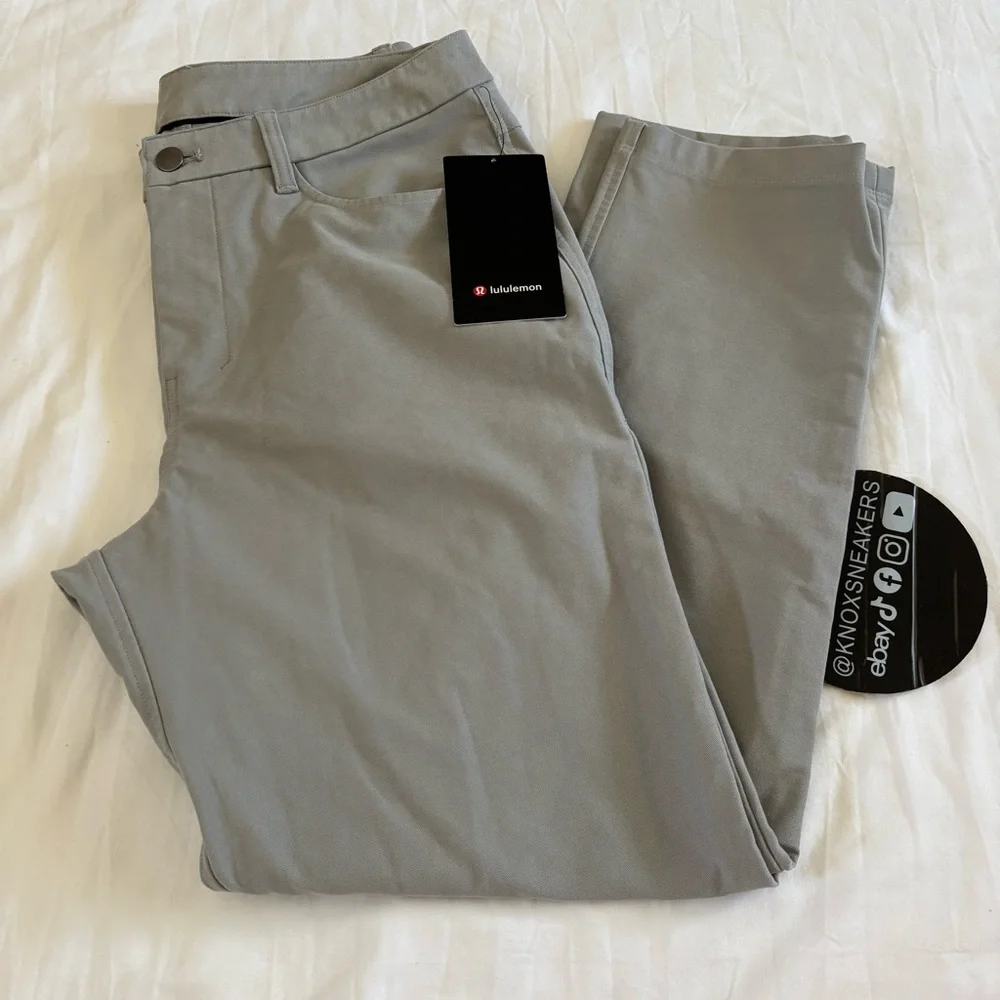 Lululemon ABC Classic-Fit 5Pkt Pant 30”L *Utilitech SILD Silver Drop Size 32
